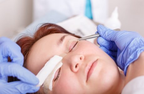 Why do I use TISSEEL fibrin adhesive with eyelid surgery? - Part 2